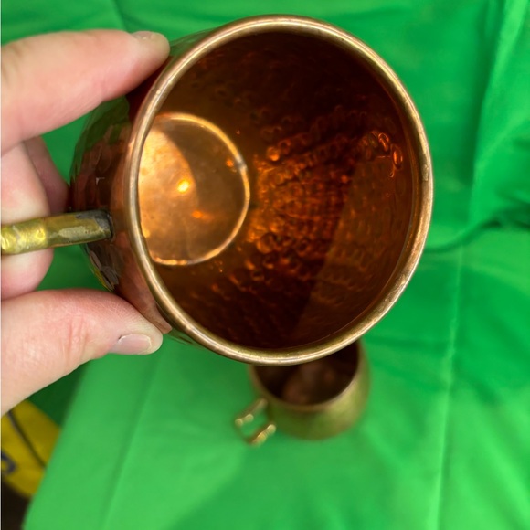(2) Moscow mule solid copper mugs. - Picture 7 of 9